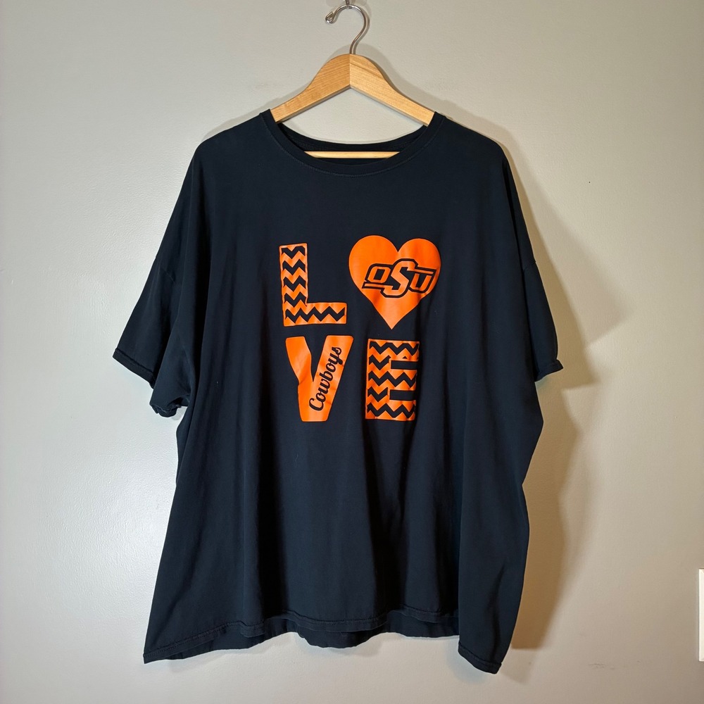 Fruit of the Loom Platinum OSU Cowboys LOVE Graphic T-Shirt Black Orange 4XL